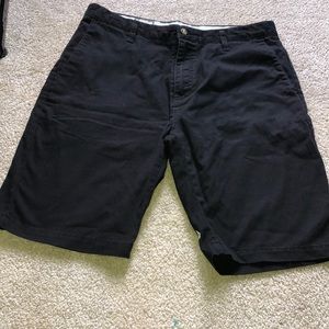 Men’s Volcom 33